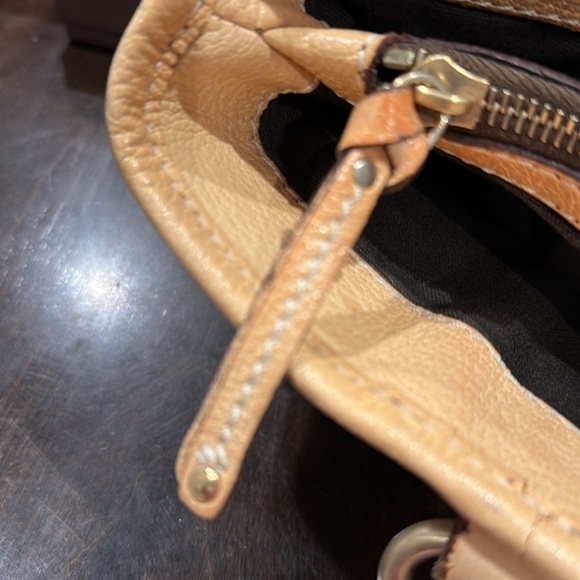 Vintage Celine leather tote with Diamond tooled pattern. 15x6x6.5. Light tan - Picture 9 of 16